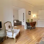 The Marais - Francs Bourgeois - Paris 4Th